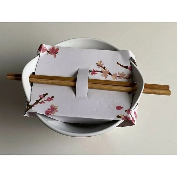 Disney Mickey Mouse Ramen Noodle Bowl Chopsticks Minnie Goofy Cherry Blossom NWT - Picture 3 of 9